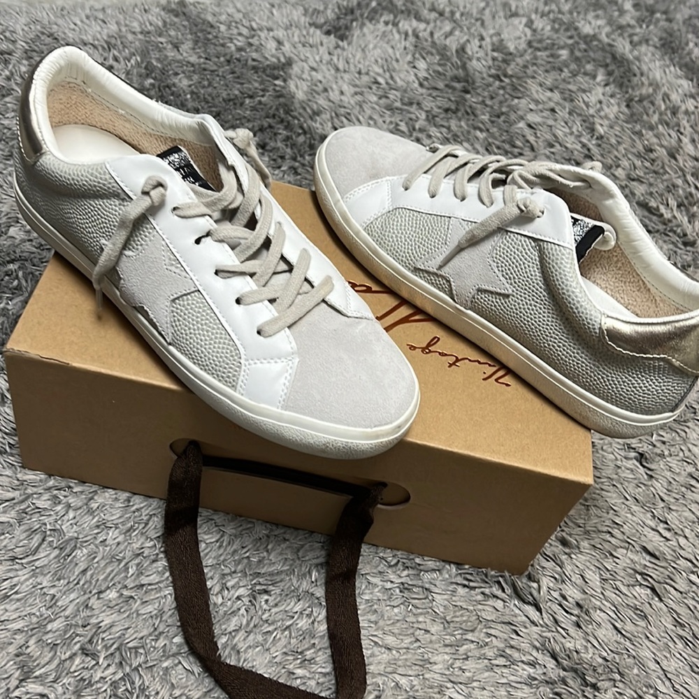 Vintage Havana Flair